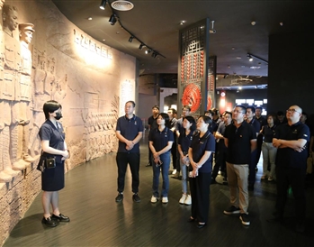 ׷tɫӡӛ ĵɫ ˾h֧_չhʷ}hջ(dng)